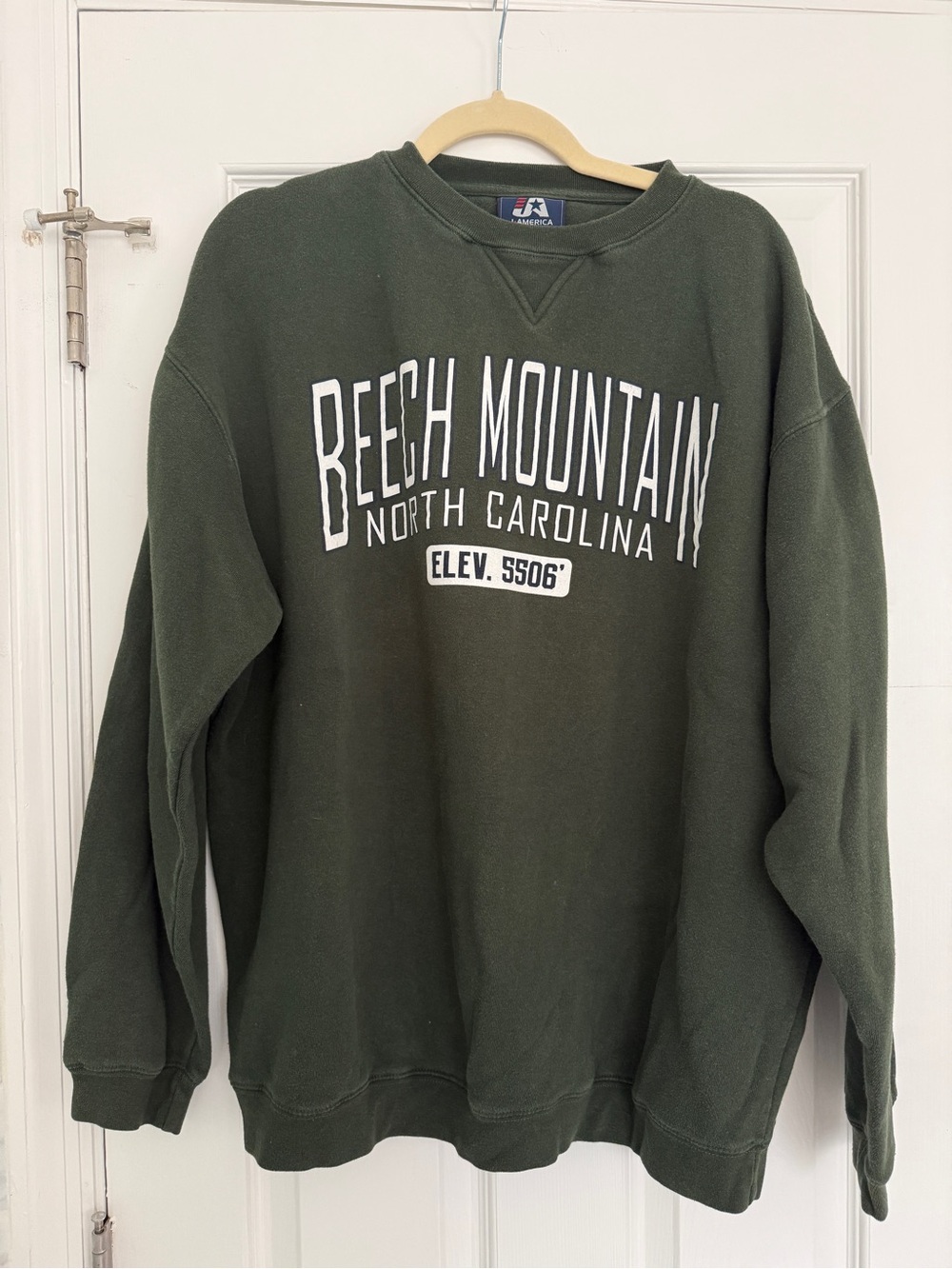 Beech Mountain North Carolina Olive Crewneck Sweatshirt- XL